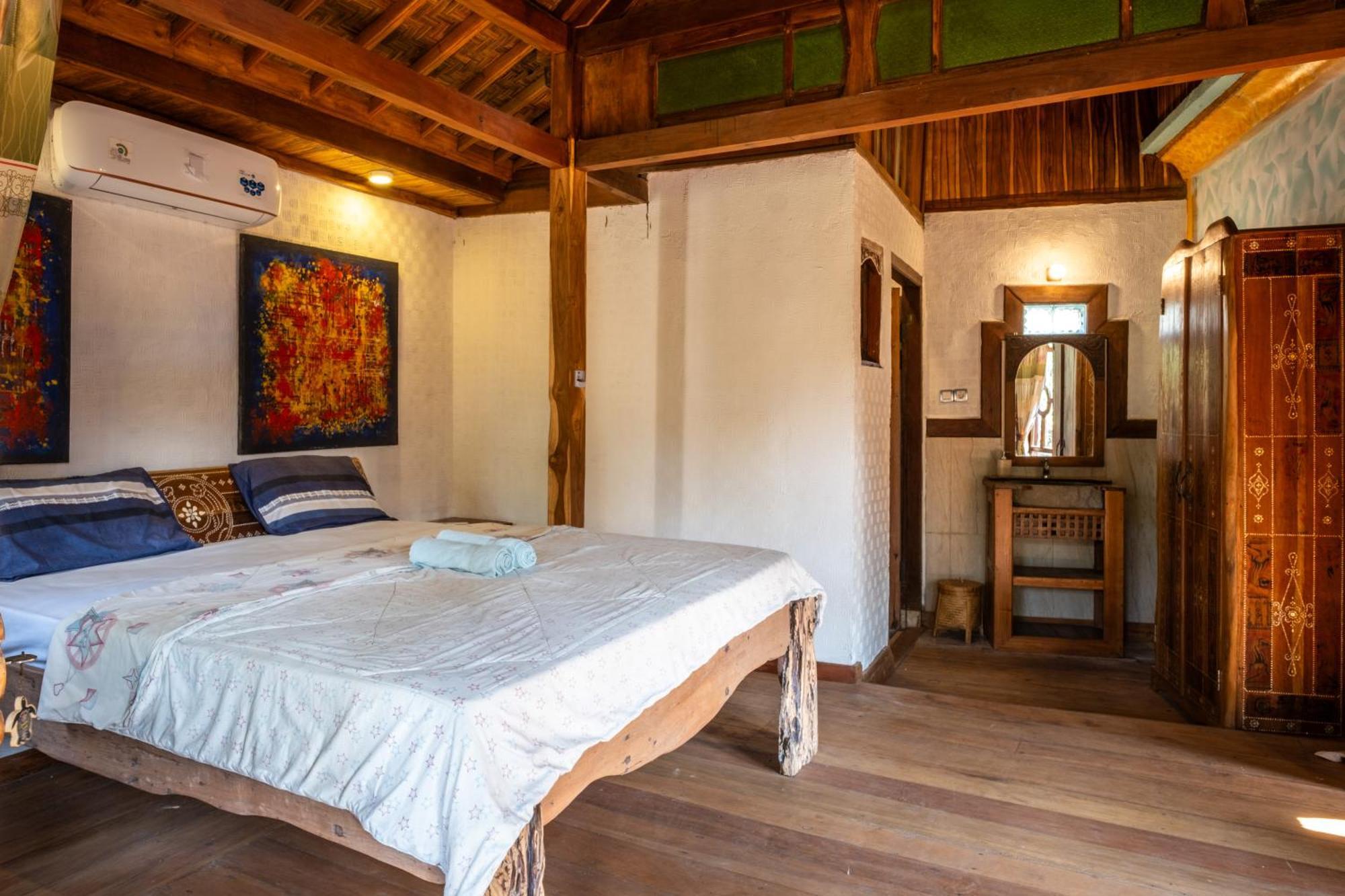 Lombok Stanley Garden Villas Montongbuwoh ภายนอก รูปภาพ