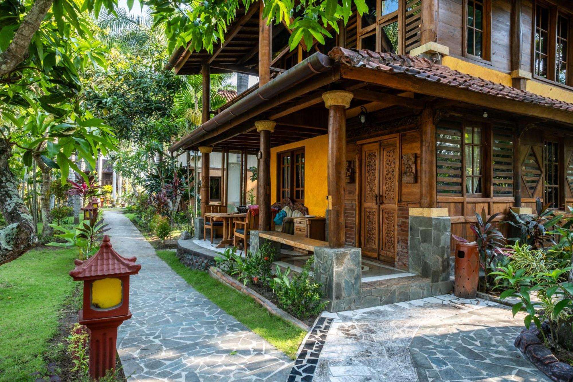 Lombok Stanley Garden Villas Montongbuwoh ภายนอก รูปภาพ