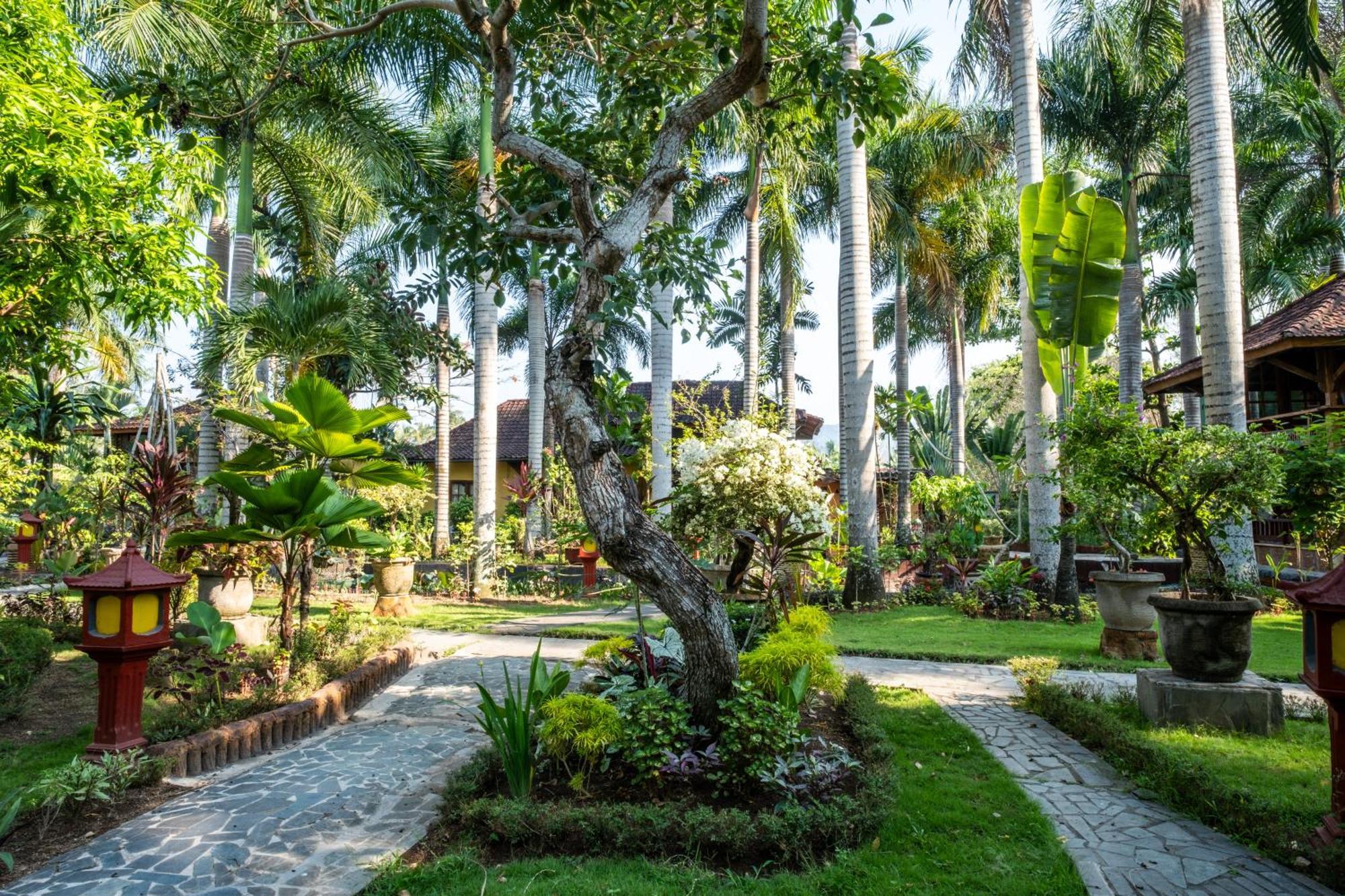 Lombok Stanley Garden Villas Montongbuwoh ภายนอก รูปภาพ