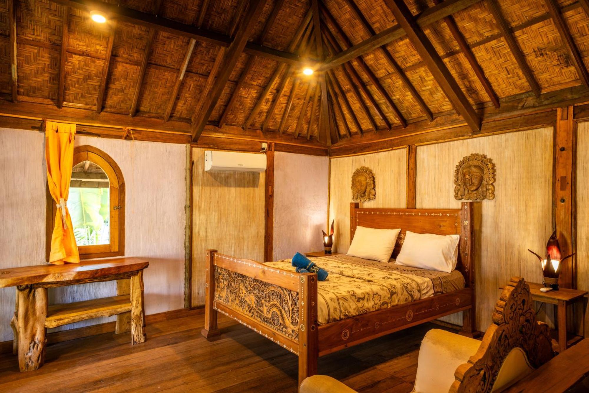 Lombok Stanley Garden Villas Montongbuwoh ภายนอก รูปภาพ