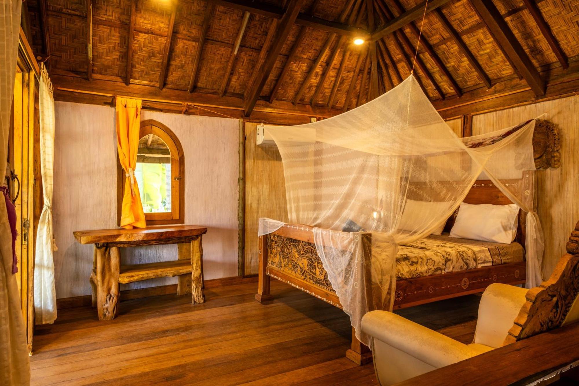 Lombok Stanley Garden Villas Montongbuwoh ภายนอก รูปภาพ