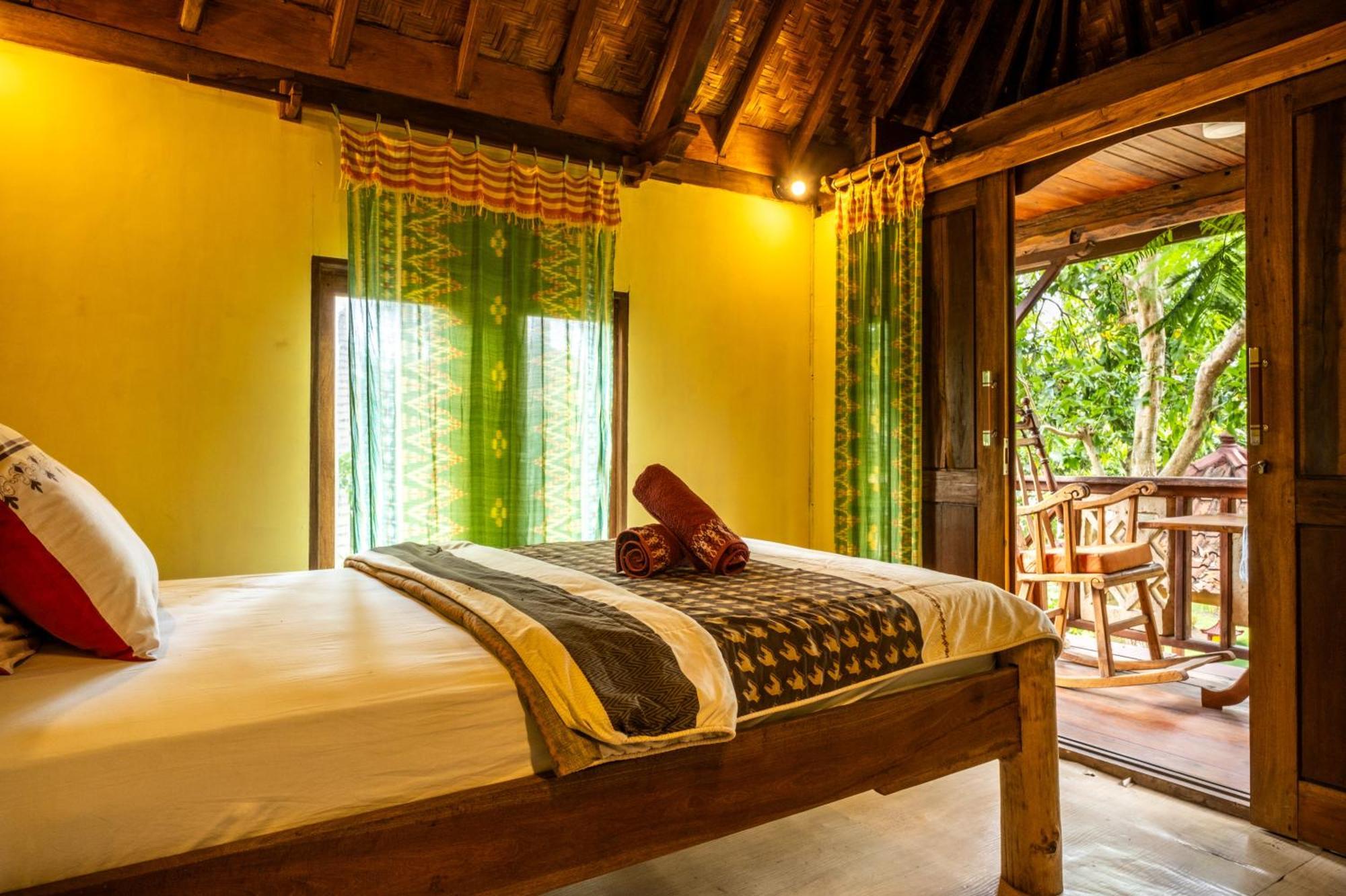 Lombok Stanley Garden Villas Montongbuwoh ภายนอก รูปภาพ